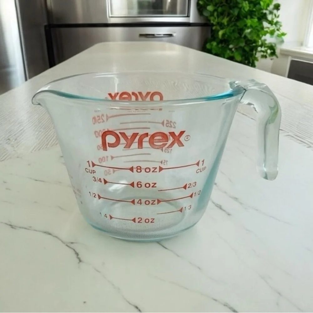 Vintage Pyrex 1 Cup Measuring Jug Clear Glass Red Markings 3x4x3 Kitchen VG